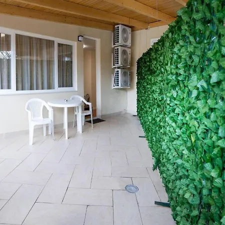 Fancy شقة تيرانا