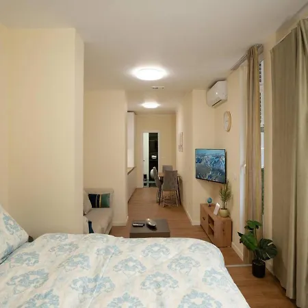 شقة Fancy تيرانا