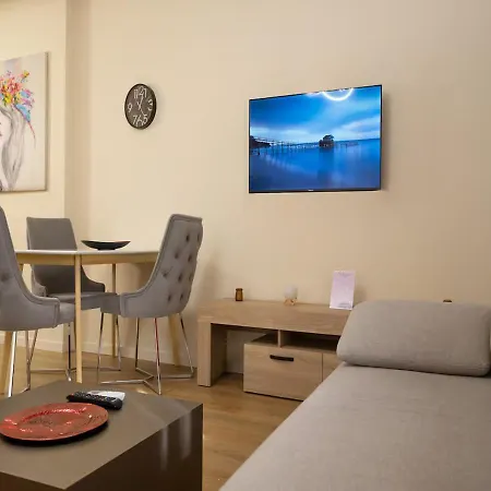 Fancy * تيرانا