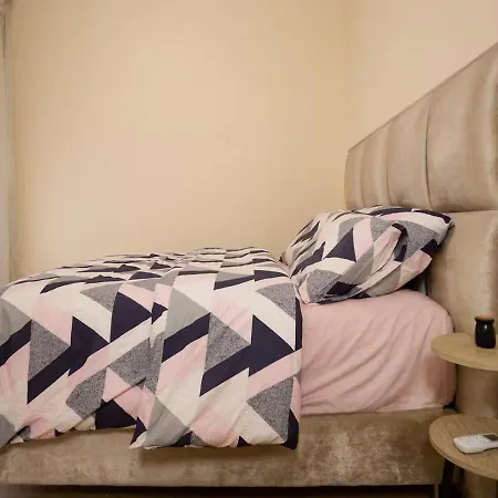 דירה Fancy טיראנה