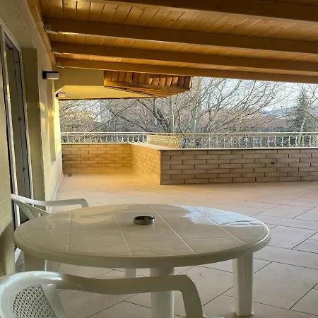 Fancy Апартаменты Тирана